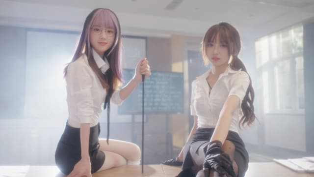美女 请别影响我学习-中文 image 2